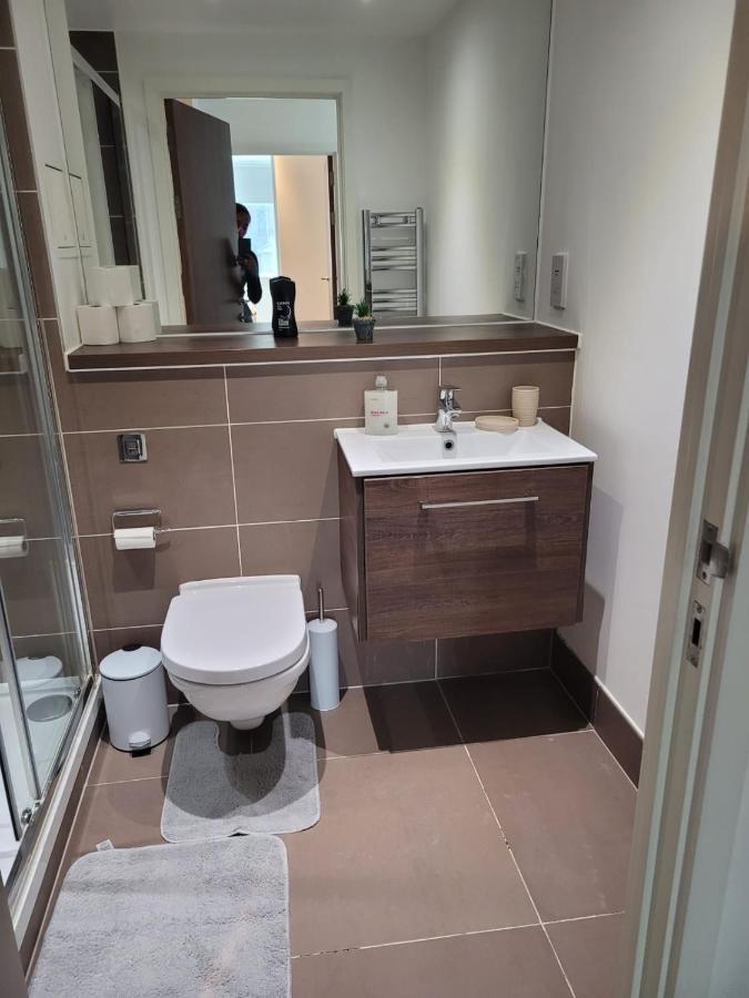 2Br Chic London Sleep 9 Bp7 Apartment Bagian luar foto