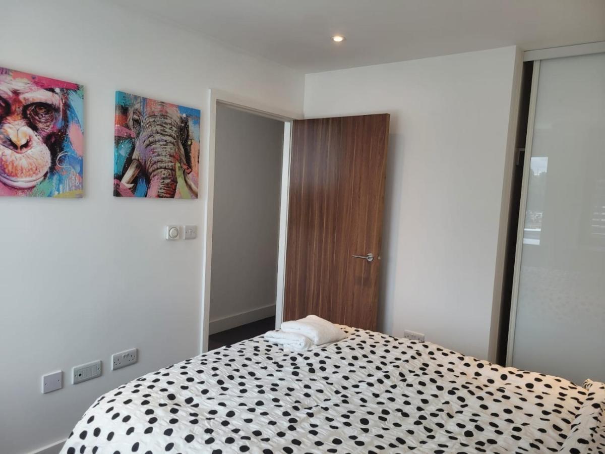 2Br Chic London Sleep 9 Bp7 Apartment Bagian luar foto